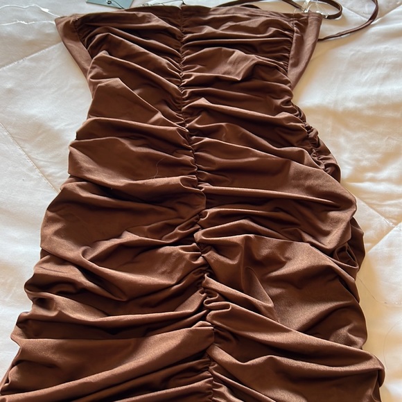 Parisian dress - Picture 4 of 4